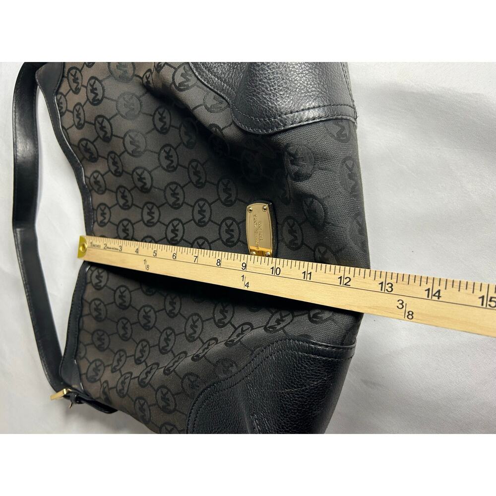 MICHAEL KORS Black Signature Canvas and Leather Millbrook Hobo Tote Bag - Picture 6 of 13